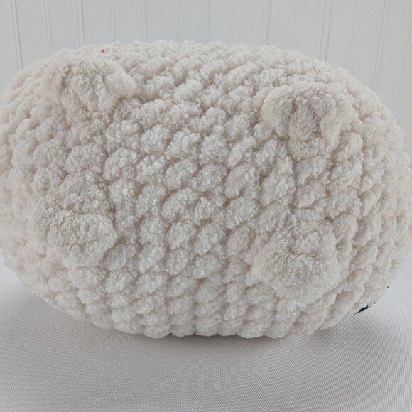 Amigurumi Crochet White Loaf Cat Plush 8" Stuffed Animal Black Eyes Nose Whisker - Picture 7 of 8